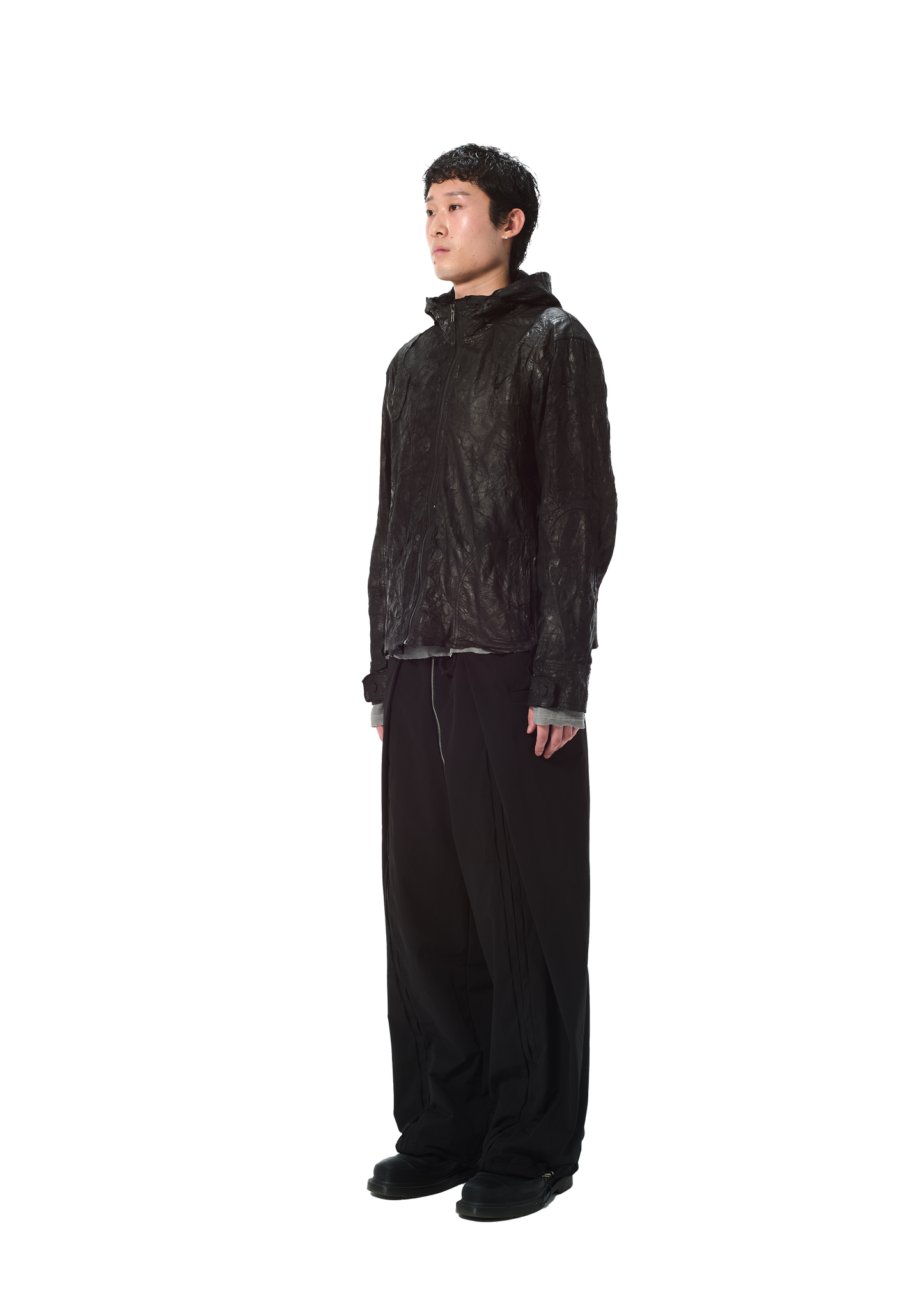 CODE 0090 / Flight Leather She
